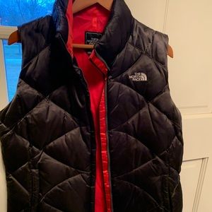 Women’s North Face down vest